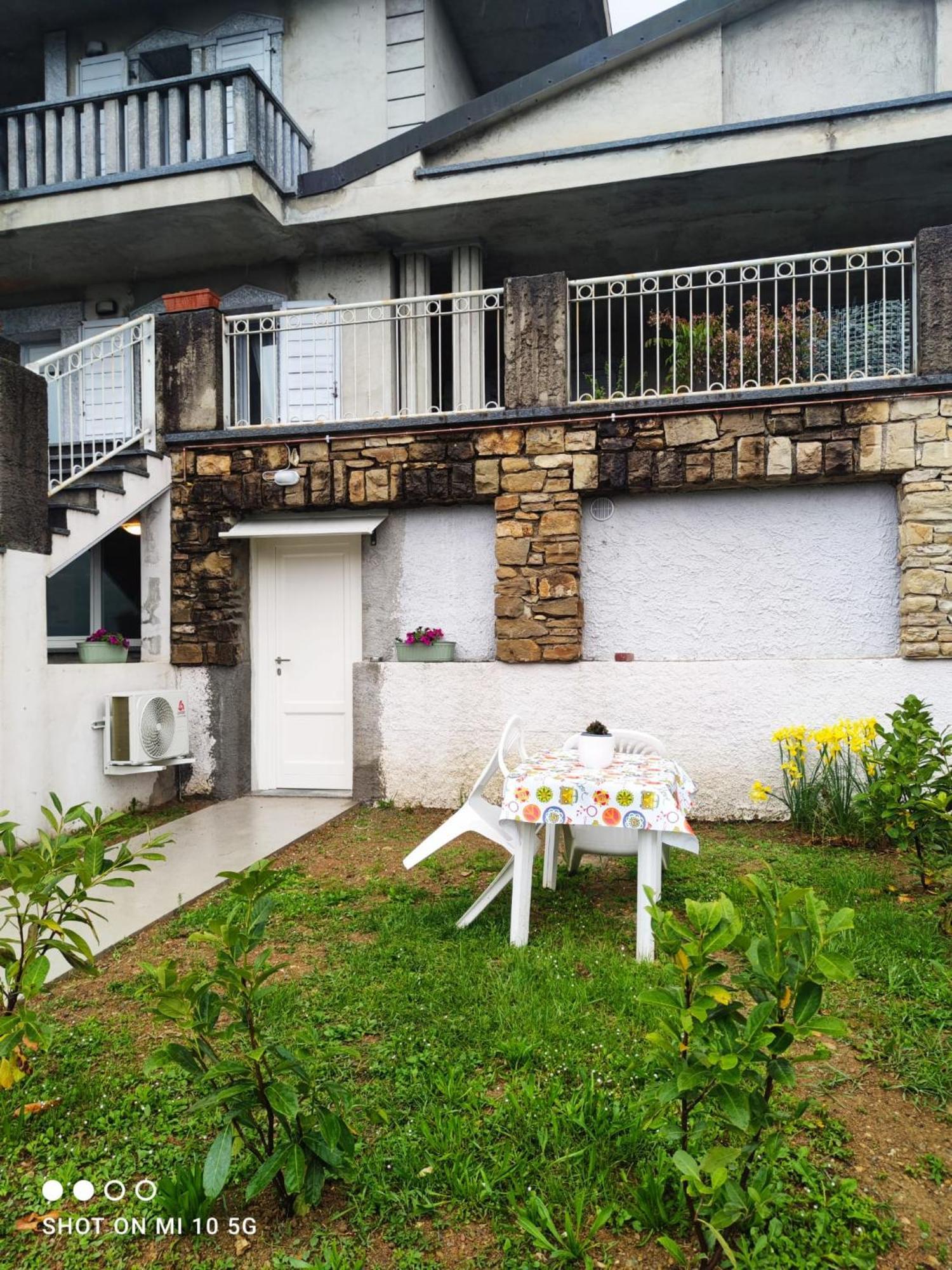 Swimming And Sun Apartment Gandosso Bagian luar foto