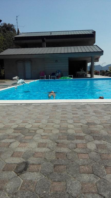 Swimming And Sun Apartment Gandosso Bagian luar foto