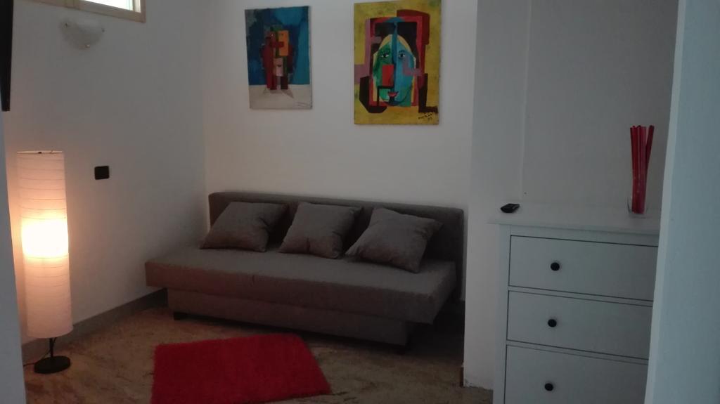 Swimming And Sun Apartment Gandosso Bagian luar foto