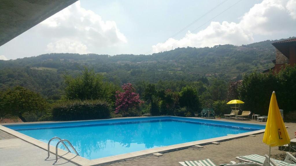 Swimming And Sun Apartment Gandosso Bagian luar foto