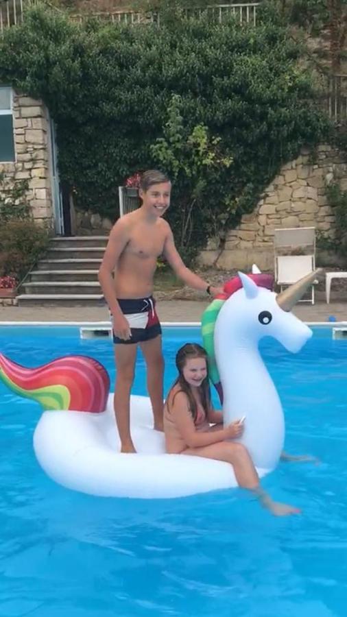 Swimming And Sun Apartment Gandosso Bagian luar foto